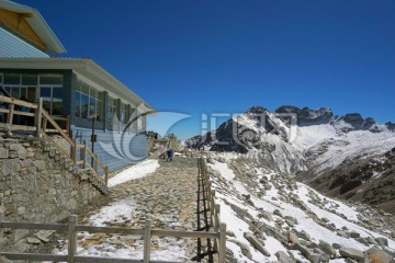 黑水达古冰川景区 缆车索道上站