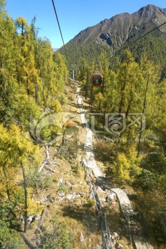 黑水达古冰山景区 索道缆车