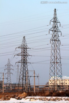 电塔 黄昏 工业生产 电力 电