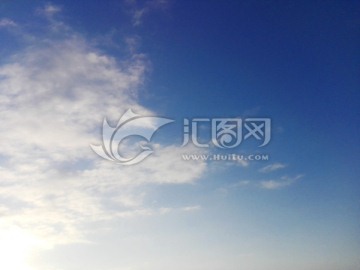 蓝天白云