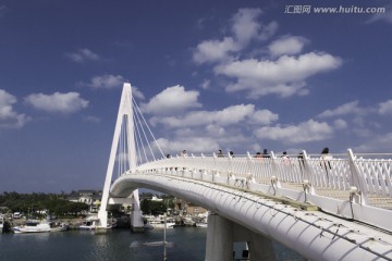 台北淡水渔人码头吊桥