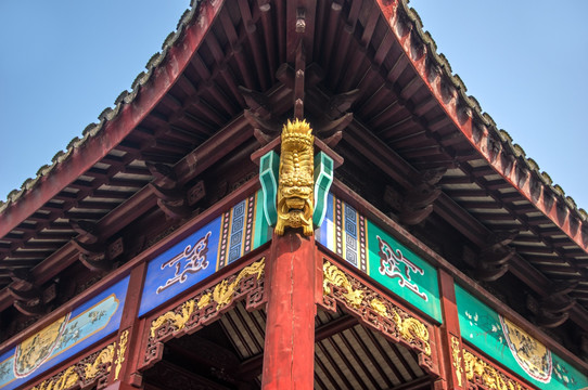 中式古建筑雕梁画栋飞檐斗拱