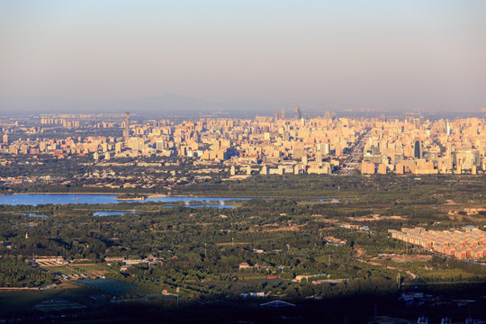 西山远眺北京城西城区全景