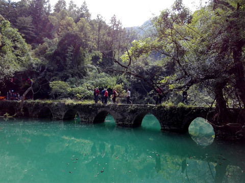 贵州小七孔桥景观