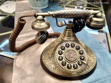 老电话机