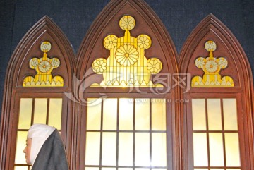 欧式花窗 染色玻璃 教堂玻璃