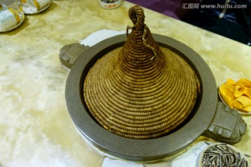 云南石锅鱼