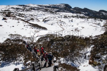 雪山栈道