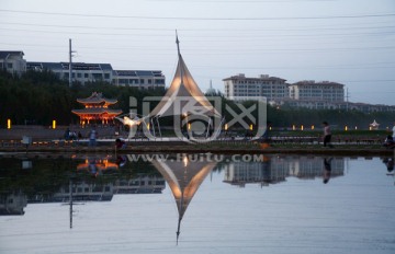 党河风情线夜景