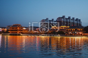 党河风情线夜景