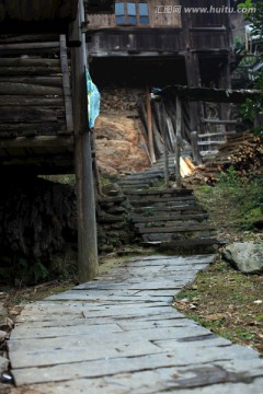 地笋苗寨 湘西 少数名族 山寨