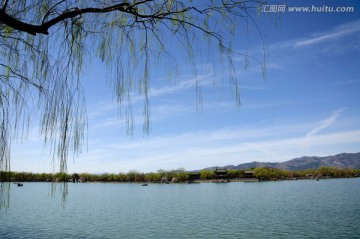 春天的昆明湖