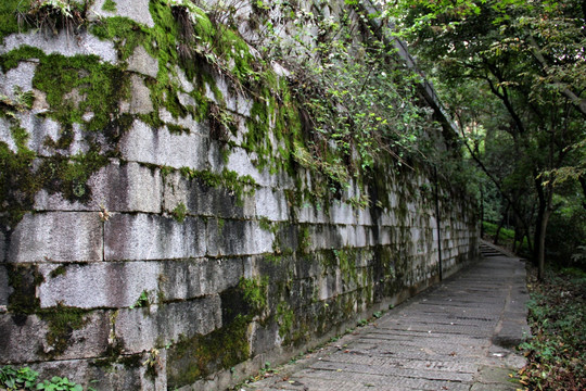 长沙 岳麓山 石砌小路