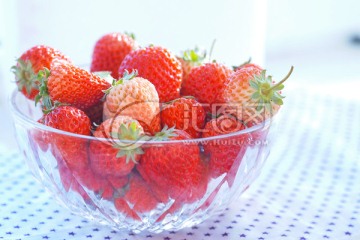 草莓 鲜果 水果