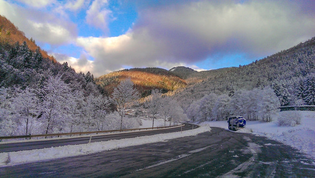 塞北的雪