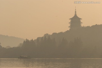 西湖秋色 雷峰塔