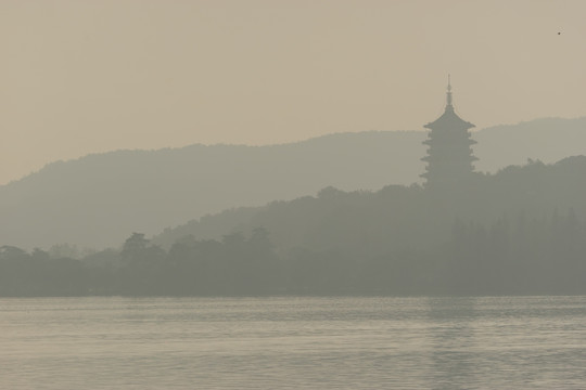 西湖秋色 雷峰塔