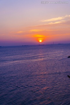 海上日落