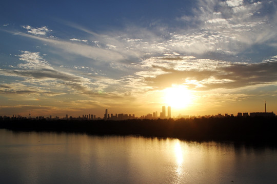 沈阳浑河 城市夕阳晚霞