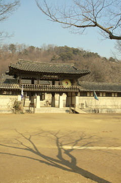 韩国民俗村 龙驹衙门