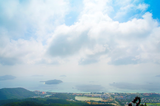 三亚亚龙湾热带天堂森林公园