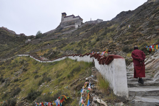 喇嘛登山 雍布拉康