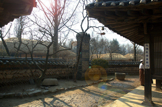 韩国制酱作坊 土灶和烟囱