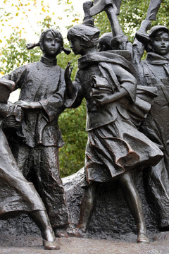 龙华列士陵园革命烈士雕塑