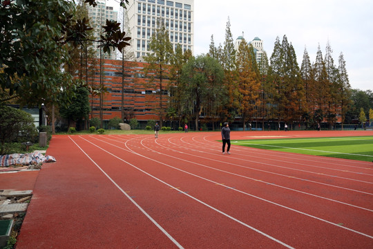 上海交通大学足球场