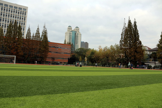 上海交通大学足球场