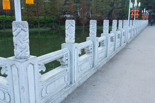 栏杆