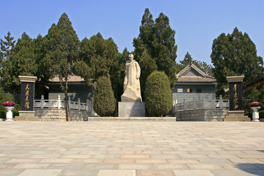 刘志丹烈士陵园