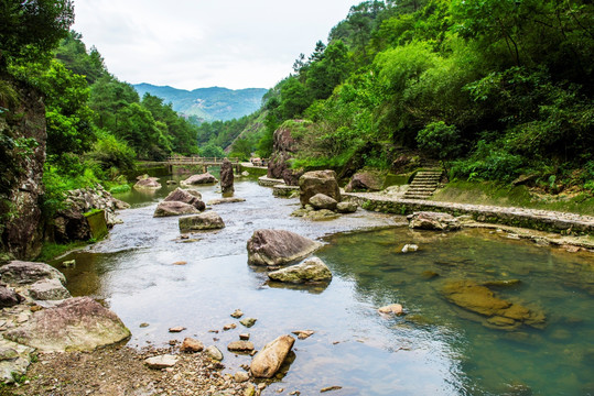 山水 山谷