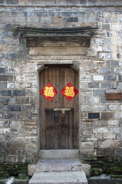 中式古建筑大门门窗