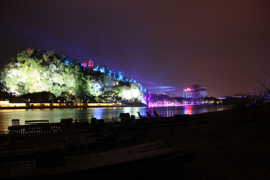 象鼻山夜景