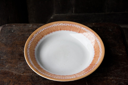 中式瓷盘