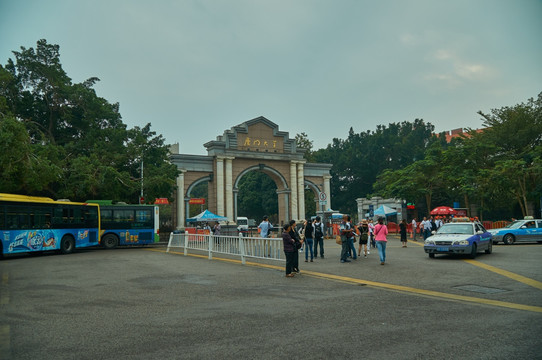 厦门大学门前广场