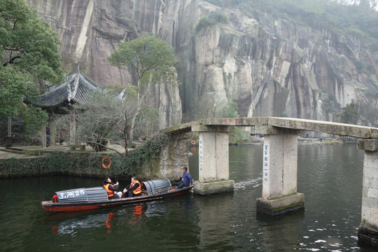 绍兴东湖