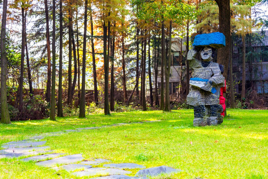 上海月湖雕塑公园 日本人像石雕