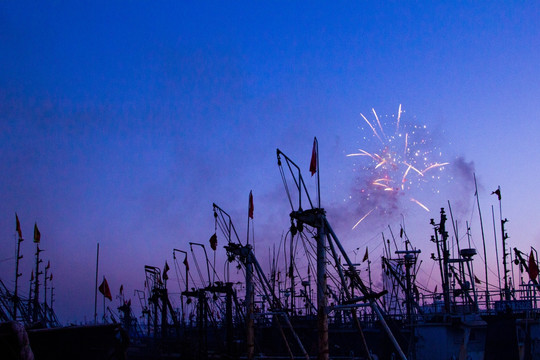 大连祭海神烟花