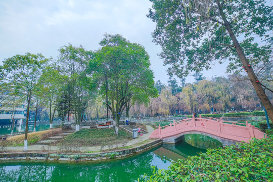 成都理工大学 砚湖