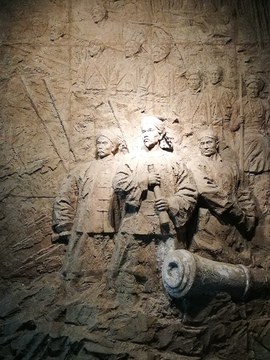 战争浮雕墙