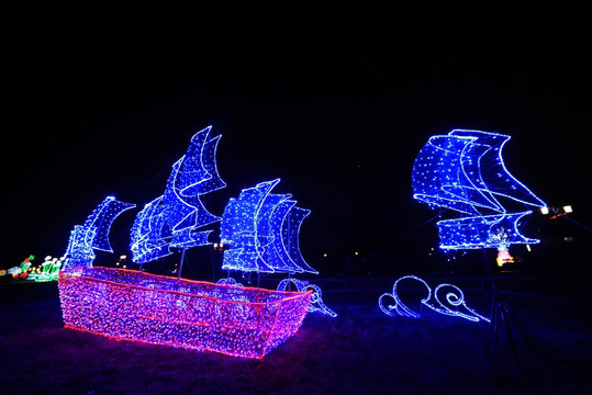兰溪市中洲公园夜景 帆船花灯