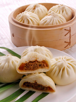 美食包子