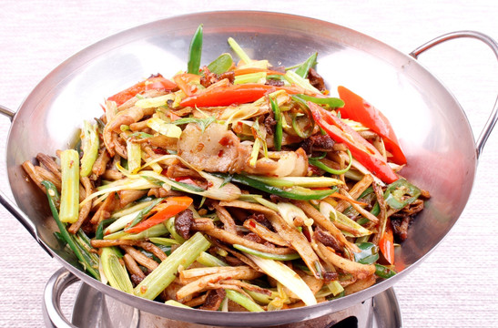 干锅茶树菇