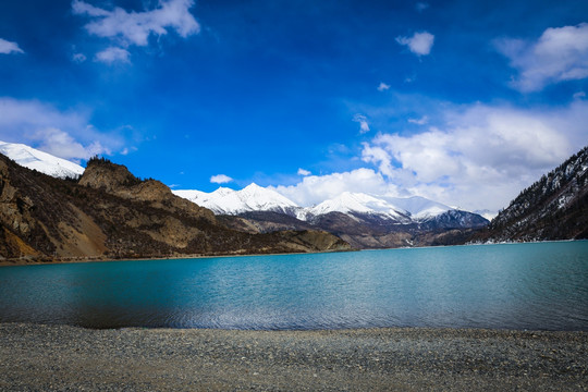 西藏高原山川湖泊河流