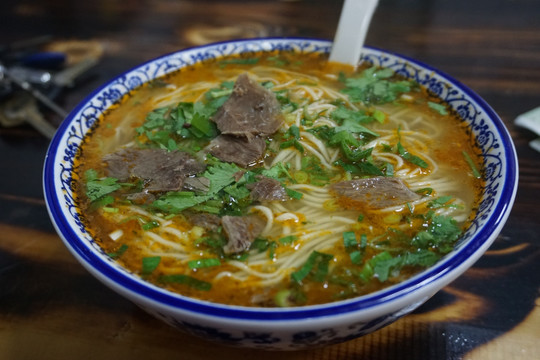 牛肉拉面