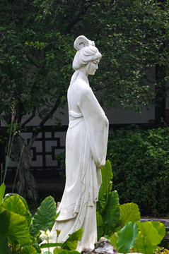南京莫愁女雕像