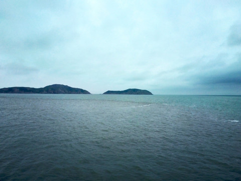 渐变蓝色海洋