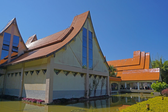 热带雨林民族文化化博物馆建筑